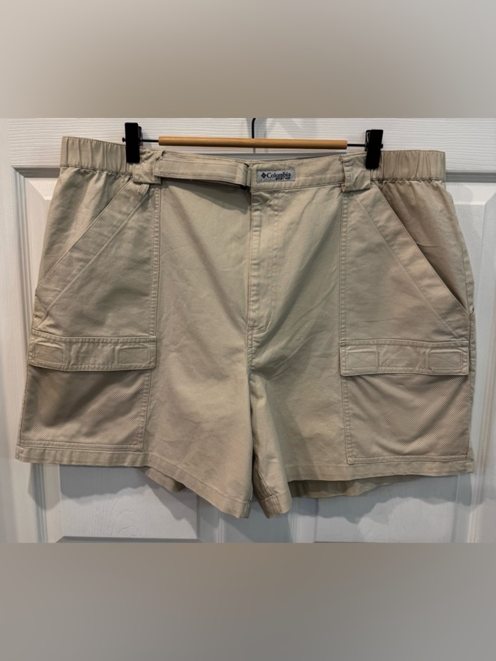 Columbia PFG Shorts Men’s Size XXL Khaki Cargo Canvas Hiking Fishing Outdoor